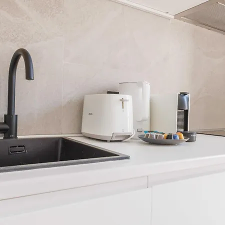 Apartment Cozy For 2 People - Place De La Republique Paris